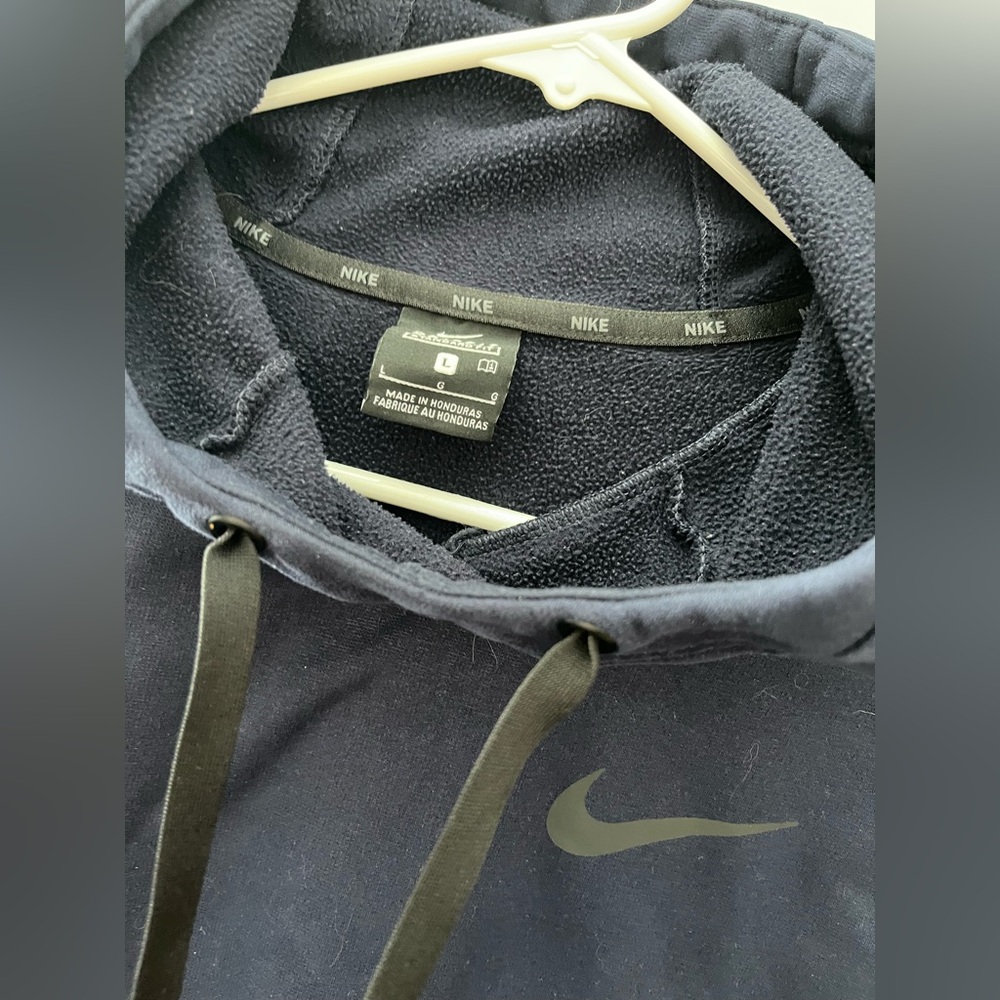 Large Nike Thermal Hooded Pullover Hoodie - Picture 4 of 5